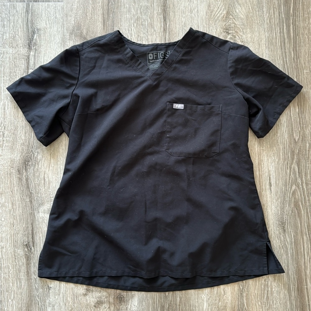 FIGS Black Scrub Set